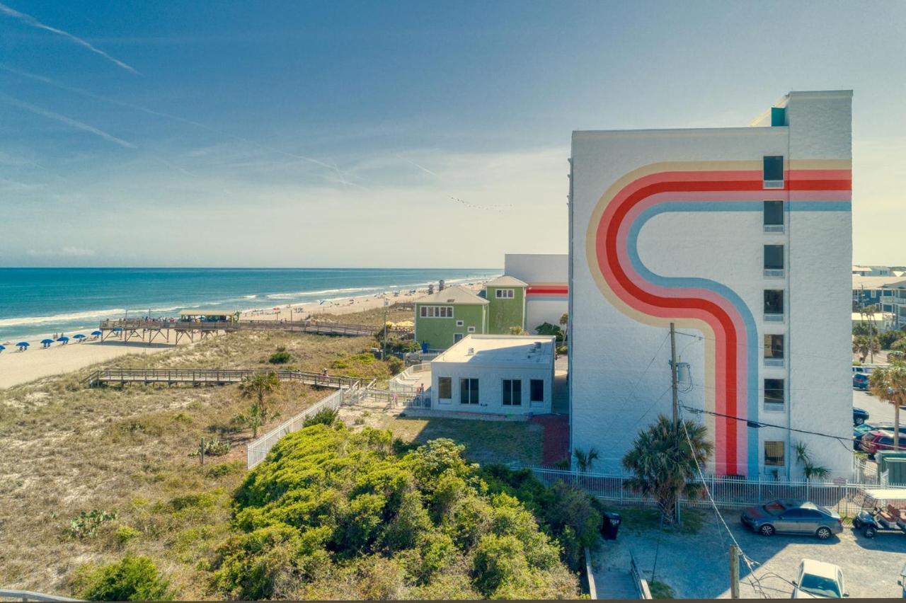 Golden Sands Oceanfront Hotel Carolina Beach Exterior photo