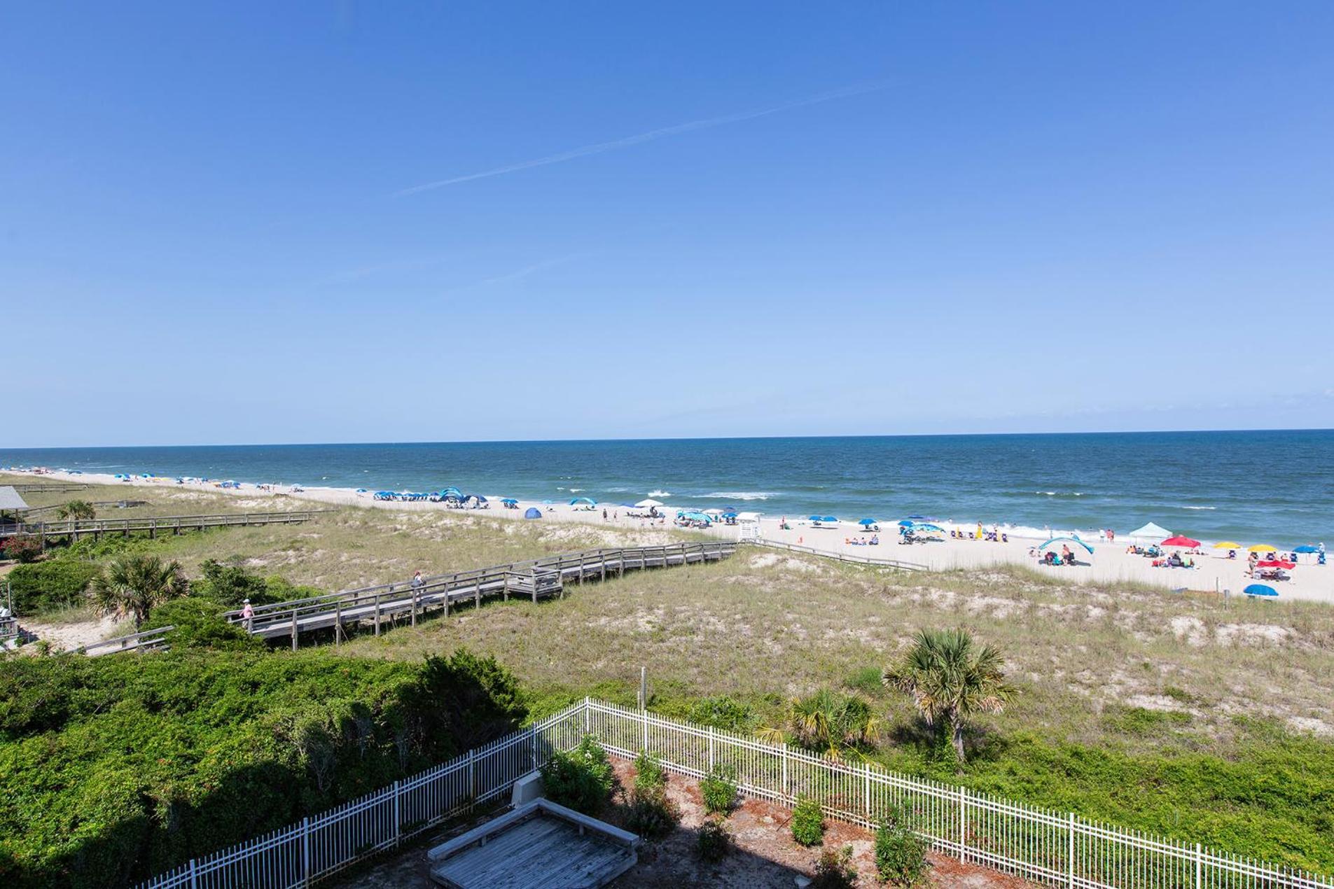Golden Sands Oceanfront Hotel Carolina Beach Exterior photo