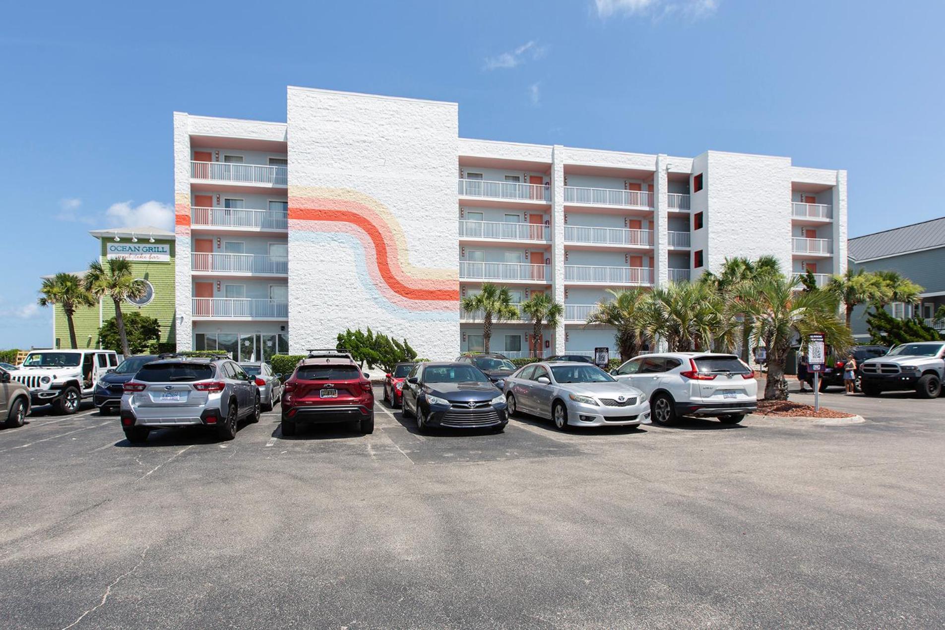 Golden Sands Oceanfront Hotel Carolina Beach Exterior photo