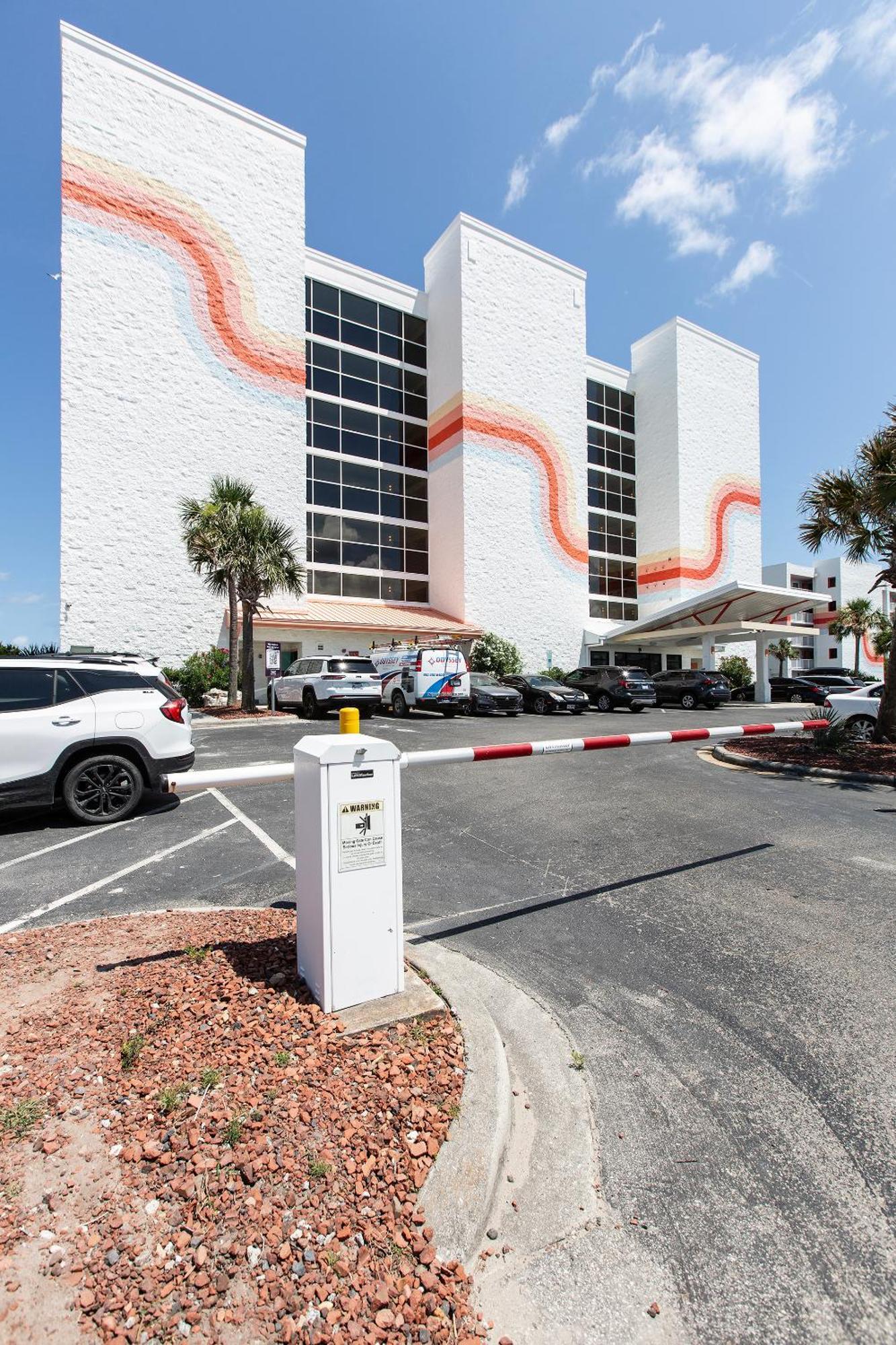 Golden Sands Oceanfront Hotel Carolina Beach Exterior photo