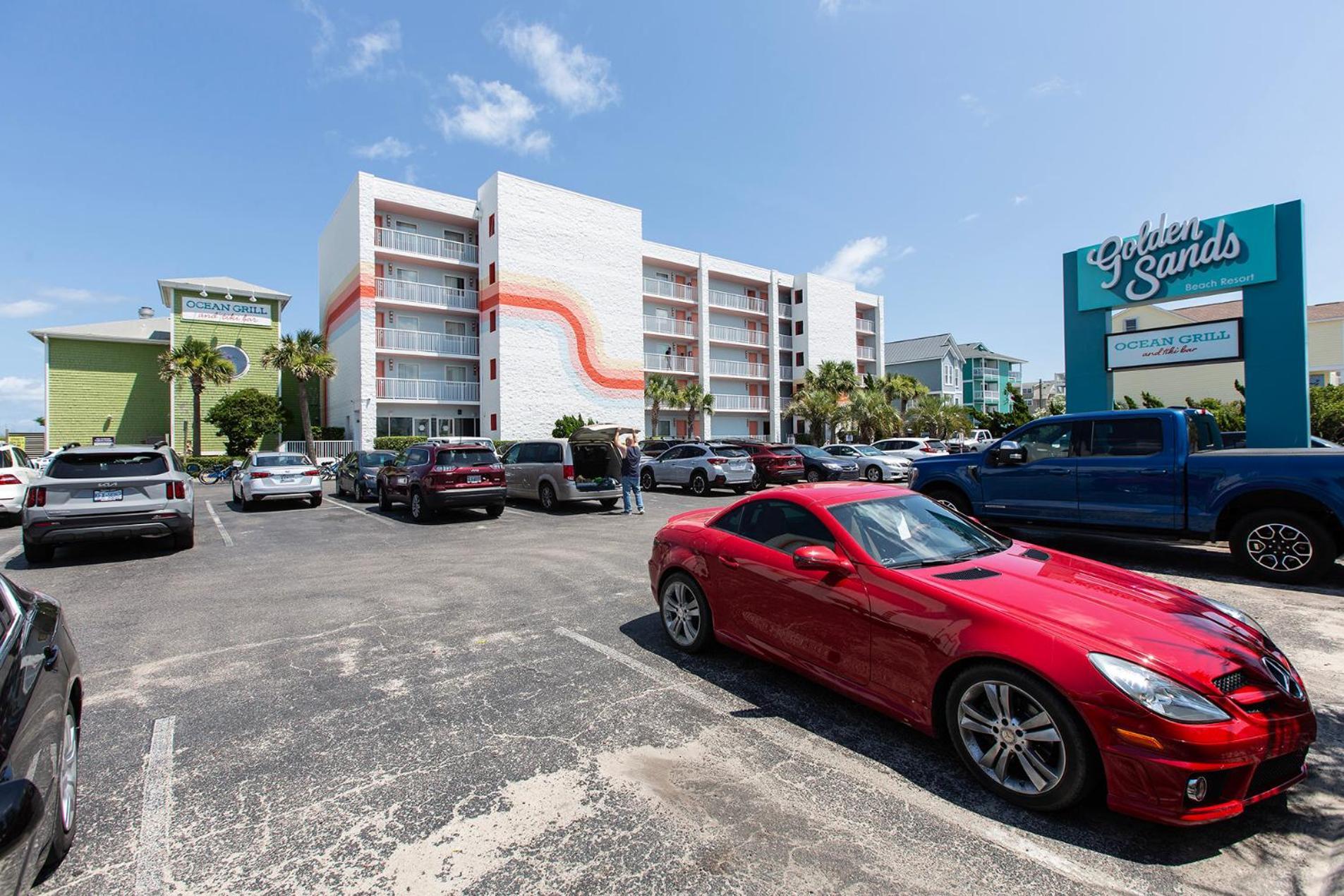 Golden Sands Oceanfront Hotel Carolina Beach Exterior photo