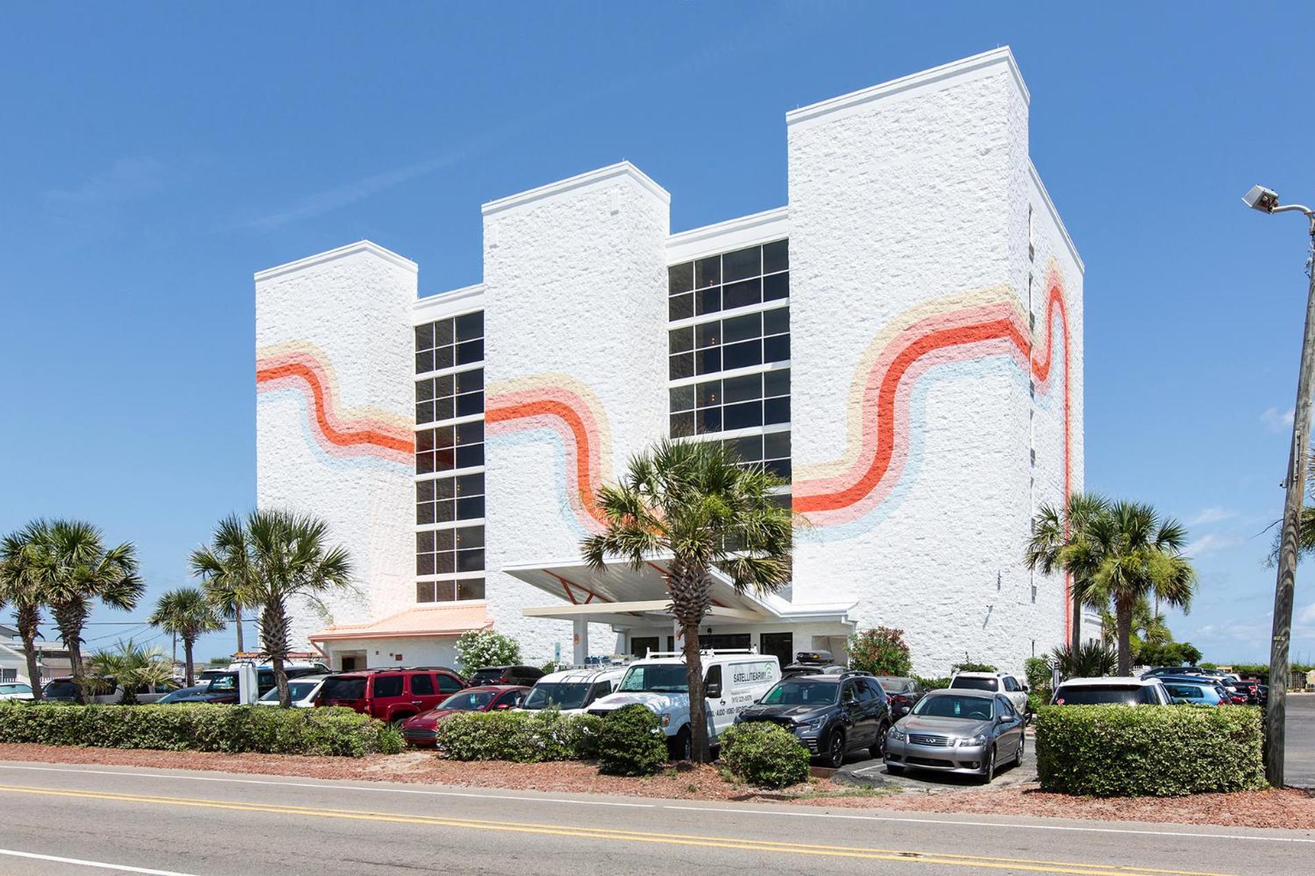 Golden Sands Oceanfront Hotel Carolina Beach Exterior photo